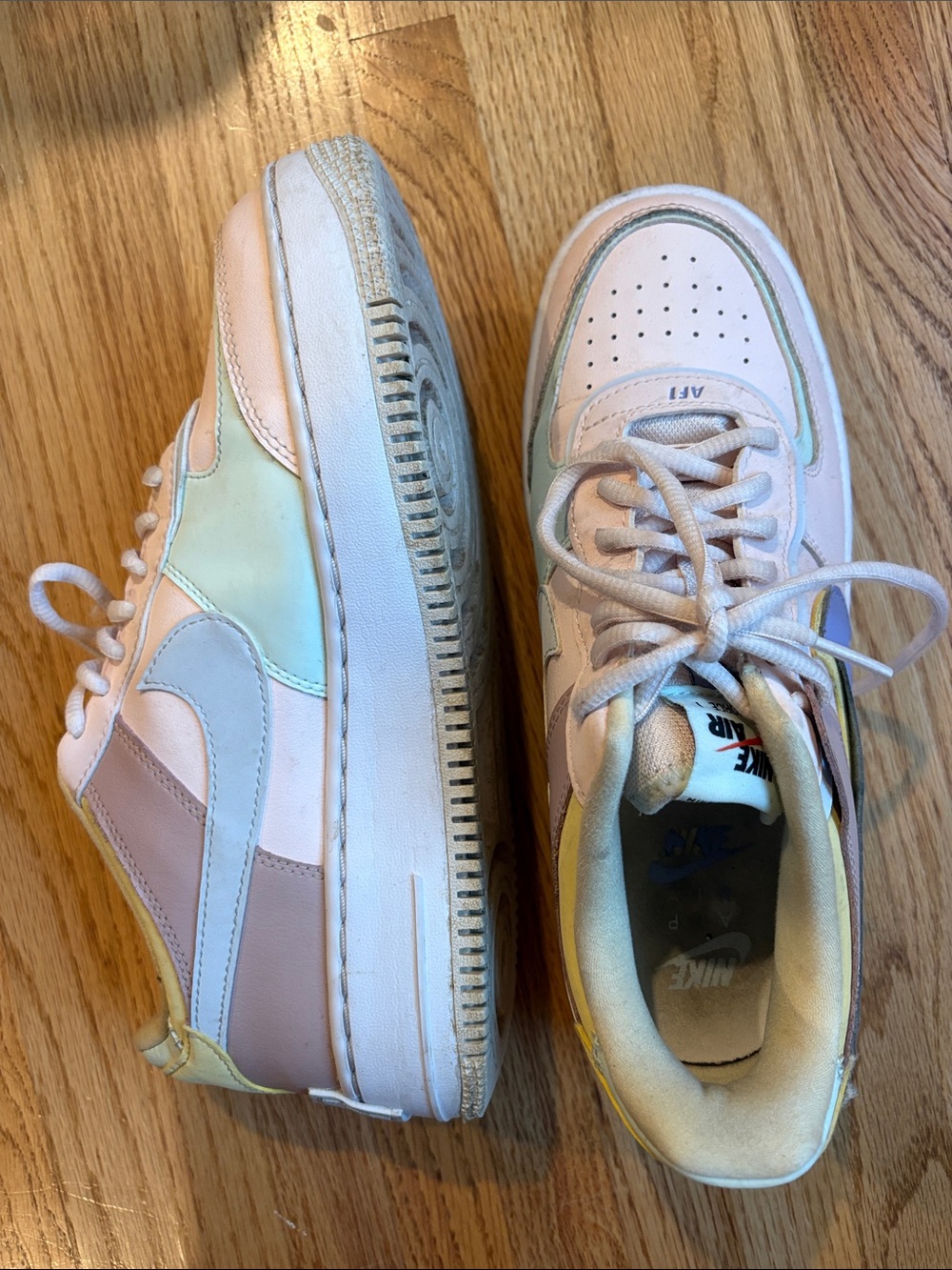 Nike Air Force 1 Size 9 Shadow sneakers in the Light Soft Pink/Light Thistle